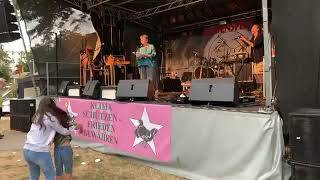 Kathrin Vogler beim Friedensfestival Iserlohn